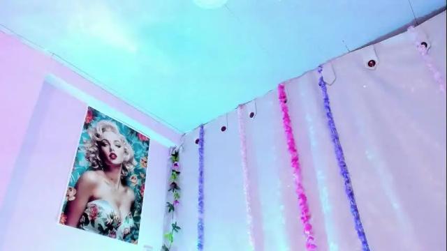 Image 10 of samanta_roberts1 Stream on Chaturbate on 1 month ago