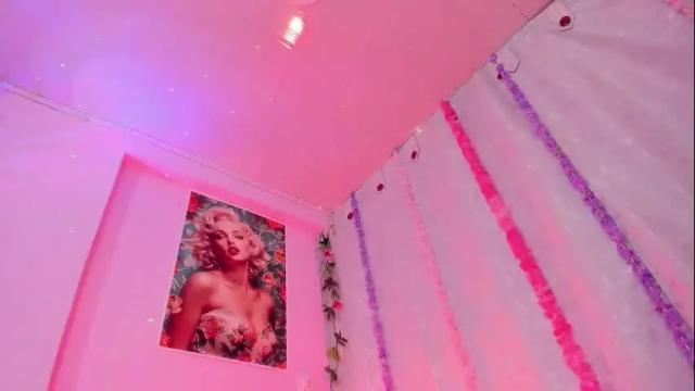 Image 10 of samanta_roberts1 Stream on Chaturbate on 1 month ago