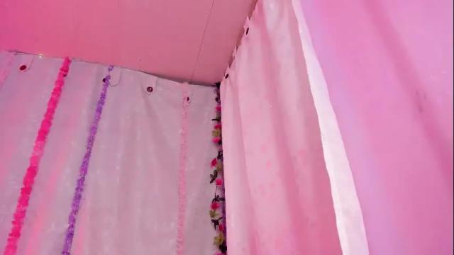 Image 12 of samanta_roberts1 Stream on Chaturbate on 1 month ago
