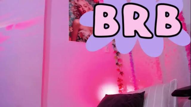 Image 11 of samanta_roberts1 Stream on Chaturbate on 25 days ago