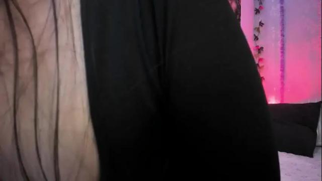 Image 6 of samanta_roberts1 Stream on Chaturbate on 25 days ago