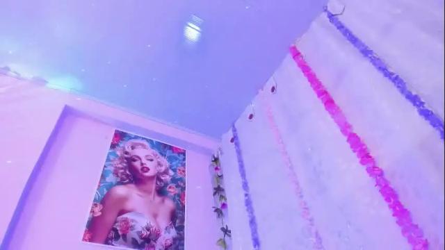 Image 12 of samanta_roberts1 Stream on Chaturbate on 24 days ago