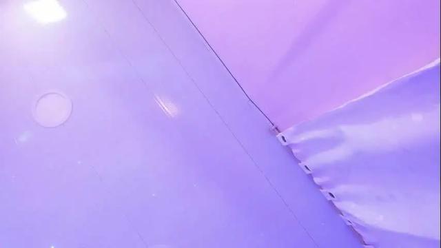 Image 7 of samanta_roberts1 Stream on Chaturbate on 21 days ago