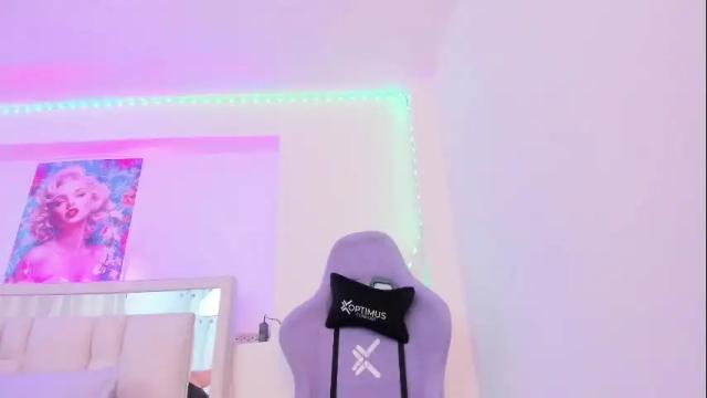 Image 10 of samanta_roberts1 Stream on Chaturbate on 1 day ago