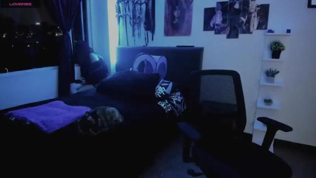 Thumbnail 1, samanta_smithh's Stream at Chaturbate, 18 months ago