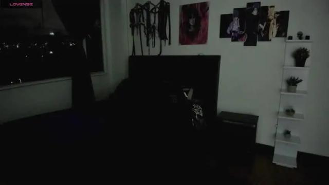 Image 10 of samanta_smithh Stream on Chaturbate on 17 months ago