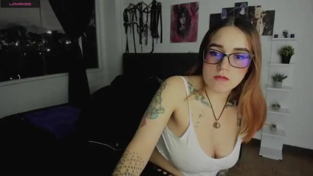Image 11 of samanta_smithh Stream on Chaturbate on 17 months ago