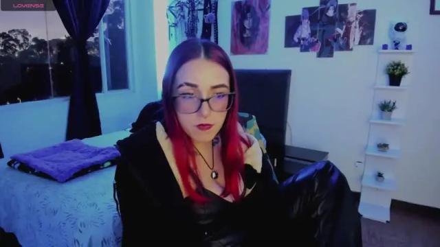 Image 8 of samanta_smithh Stream on Chaturbate on 16 months ago