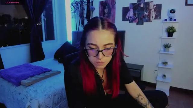 Image 11 of samanta_smithh Stream on Chaturbate on 16 months ago