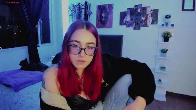Image 12 of samanta_smithh Stream on Chaturbate on 16 months ago