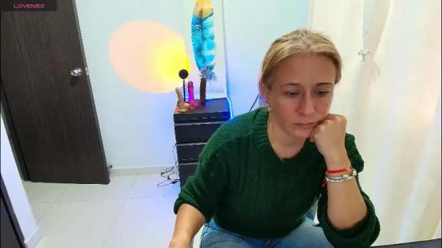 Image 10 of samanta_stone69 Stream on Chaturbate on 2 months ago