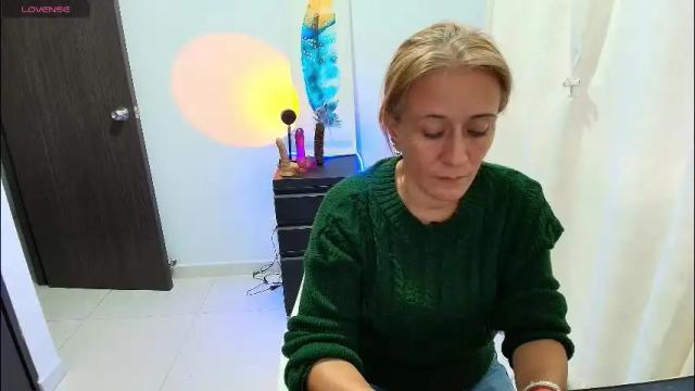 Image 11 of samanta_stone69 Stream on Chaturbate on 2 months ago
