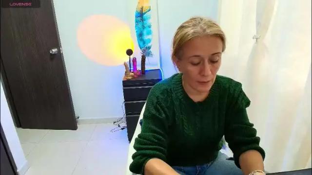 Image 7 of samanta_stone69 Stream on Chaturbate on 2 months ago