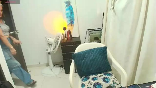 Image 10 of samanta_stone69 Stream on Chaturbate on 1 month ago