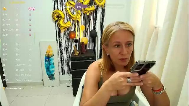 Image 7 of samanta_stone69 Stream on Chaturbate on 17 days ago