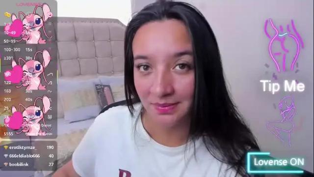 Image 10 of samanta_sweet320 Stream on Chaturbate on 9 months ago