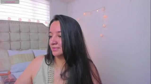 Image 8 of samanta_sweet320 Stream on Chaturbate on 9 months ago