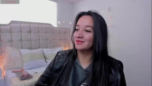 Image 2 of samanta_sweet320 Stream on Chaturbate on 8 months ago