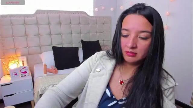 Image 3 of samanta_sweet320 Stream on Chaturbate on 5 months ago