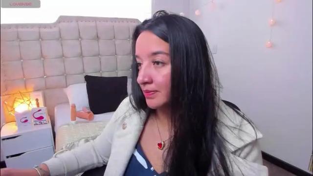 Image 4 of samanta_sweet320 Stream on Chaturbate on 5 months ago