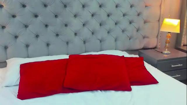 Image 3 of samantaa_g Stream on Chaturbate on 1 month ago