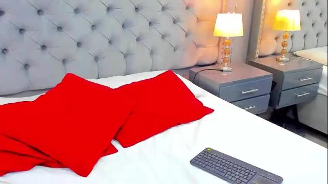 Image 7 of samantaa_g Stream on Chaturbate on 1 month ago