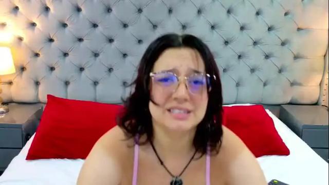 Image 2 of samantaa_g Stream on Chaturbate on 6 days ago