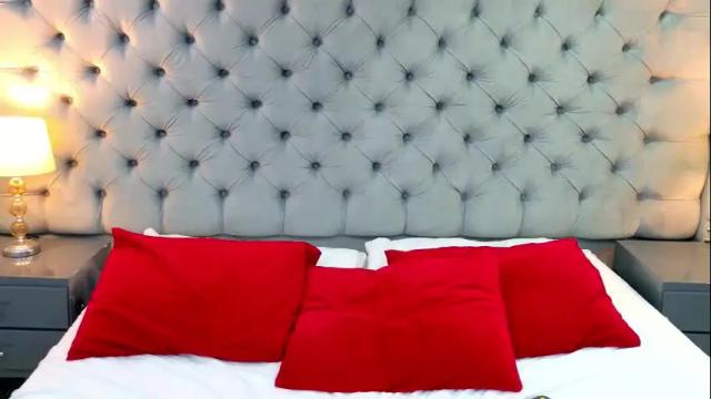 Image 4 of samantaa_g Stream on Chaturbate on 6 days ago