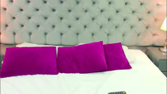 Image 8 of samantaa_g Stream on Chaturbate on 1 month ago