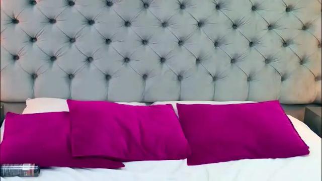 Image 3 of samantaa_g Stream on Chaturbate on 28 days ago