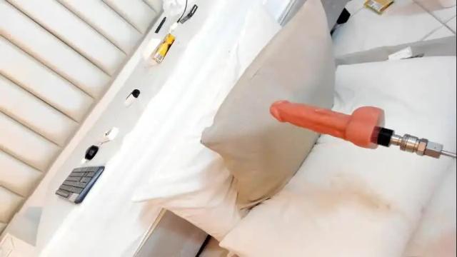 Image 10 of samantaramoos Stream on Chaturbate on 28 days ago