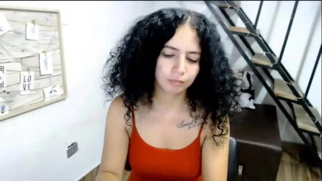 Image 6 of samantha2girl Stream on Chaturbate on 1 month ago