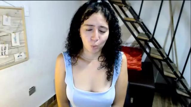Image 7 of samantha2girl Stream on Chaturbate on 1 month ago