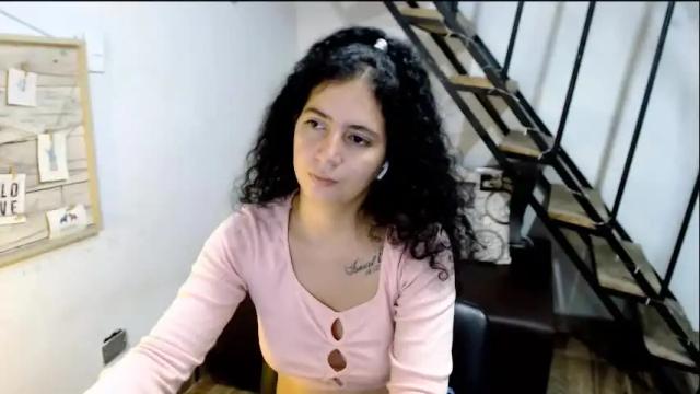 Image 10 of samantha2girl Stream on Chaturbate on 1 month ago