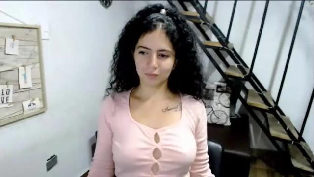 Image 2 of samantha2girl Stream on Chaturbate on 1 month ago