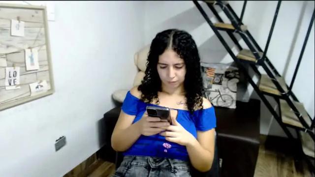 Image 8 of samantha2girl Stream on Chaturbate on 1 month ago