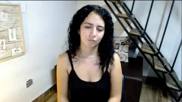 Image 10 of samantha2girl Stream on Chaturbate on 1 month ago