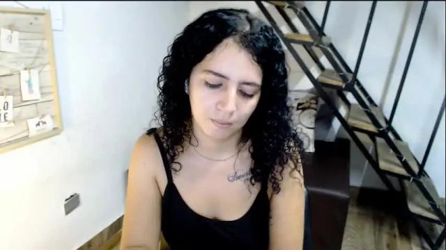Image 4 of samantha2girl Stream on Chaturbate on 1 month ago