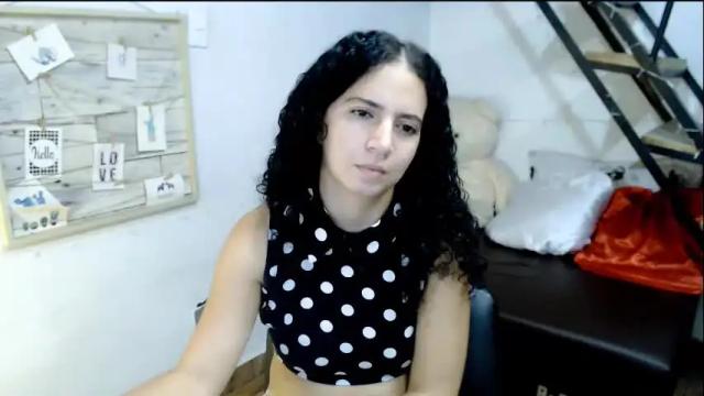 Image 8 of samantha2girl Stream on Chaturbate on 17 days ago