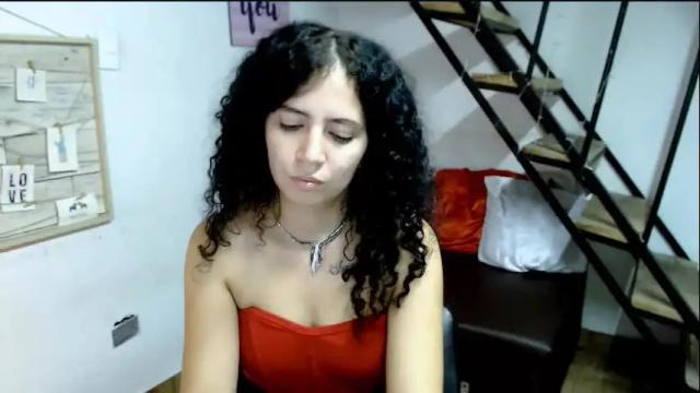 Image 3 of samantha2girl Stream on Chaturbate on 5 days ago