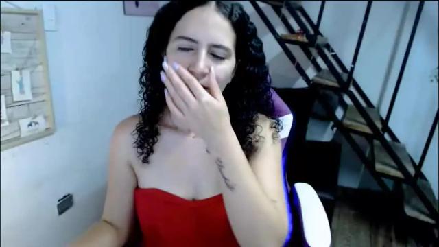 Image 2 of samantha2girl Stream on Chaturbate on 2 months ago
