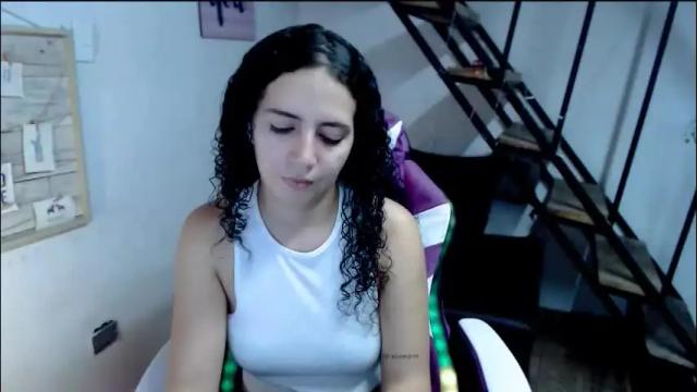 Image 6 of samantha2girl Stream on Chaturbate on 2 months ago