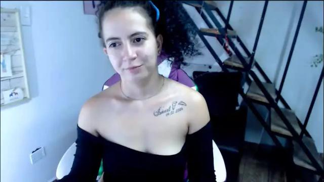 Image 10 of samantha2girl Stream on Chaturbate on 1 month ago