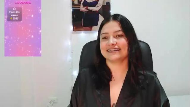 Image 10 of samantha_8s Stream on Chaturbate on 15 days ago