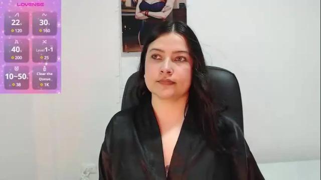 Image 2 of samantha_8s Stream on Chaturbate on 15 days ago