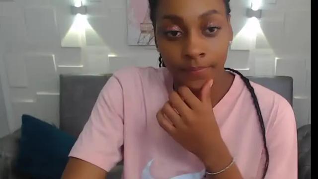 Image 12 of samantha__evanns Stream on Chaturbate on 18 months ago