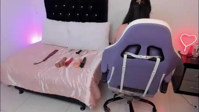 Image 3 of samantha__g Stream on Chaturbate on 2 months ago