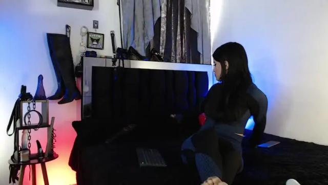 Image 7 of samantha_abrill Stream on Chaturbate on 13 months ago