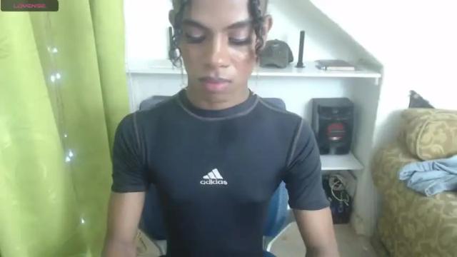 Image 8 of samantha_bigcock69 Stream on Chaturbate on 21 months ago