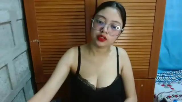 Image 3 of samantha_blaire Stream on Chaturbate on 14 months ago